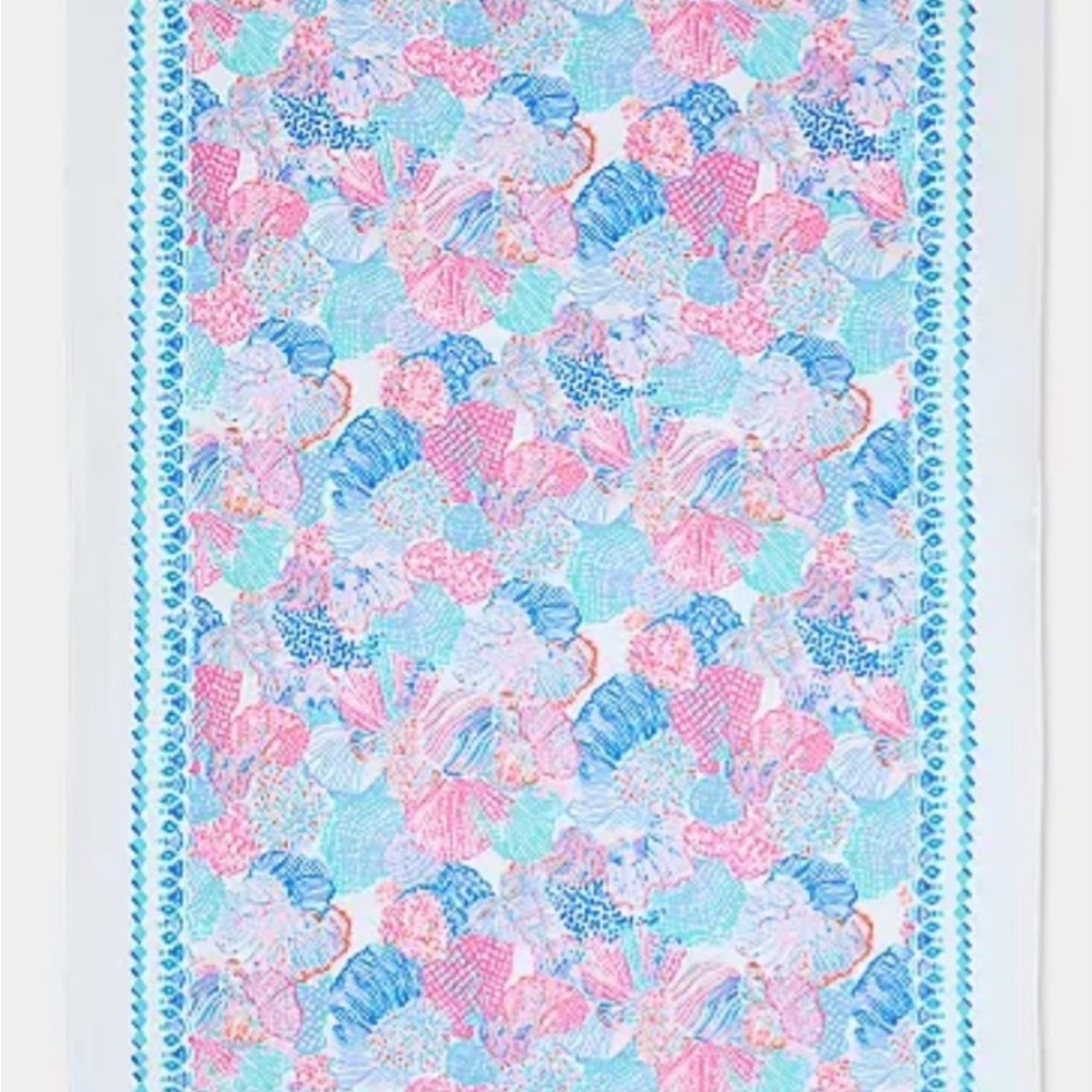 Lilly Pulitzer Pareo Wrap in Roar of the Seas